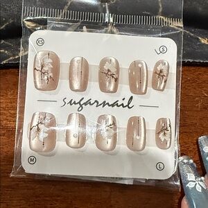 Sugarnail Floral Press-on Nails